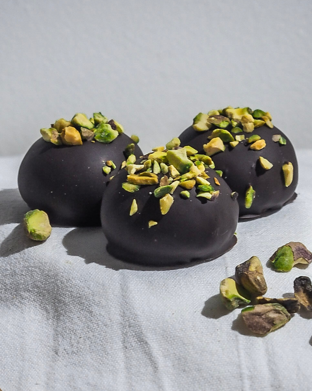 THE PISTACHIO - BOX OF 10